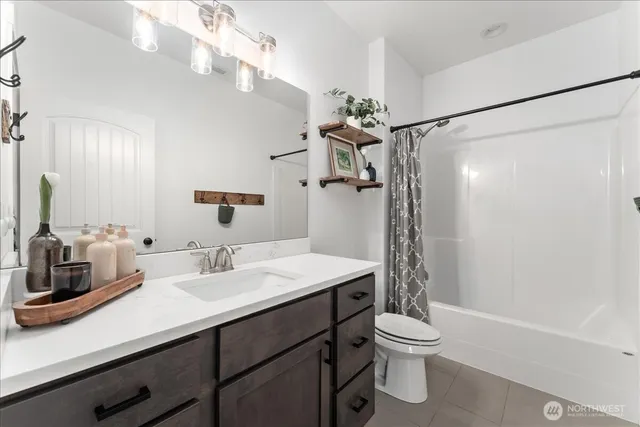 $1,095,000 | 95 Proctor Boulevard, Manson, WA 98831