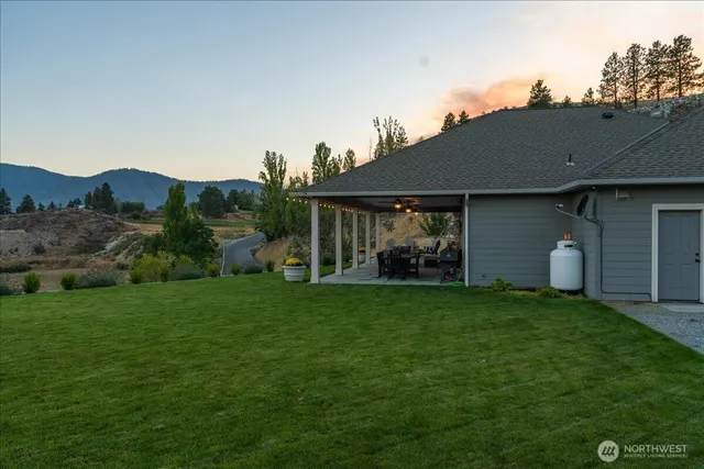 $1,095,000 | 95 Proctor Boulevard, Manson, WA 98831