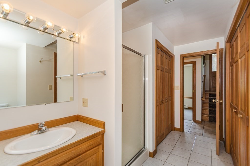 5 1/2 Silverbirch Road Billerica, MA 01821 - Photo 21 of 31