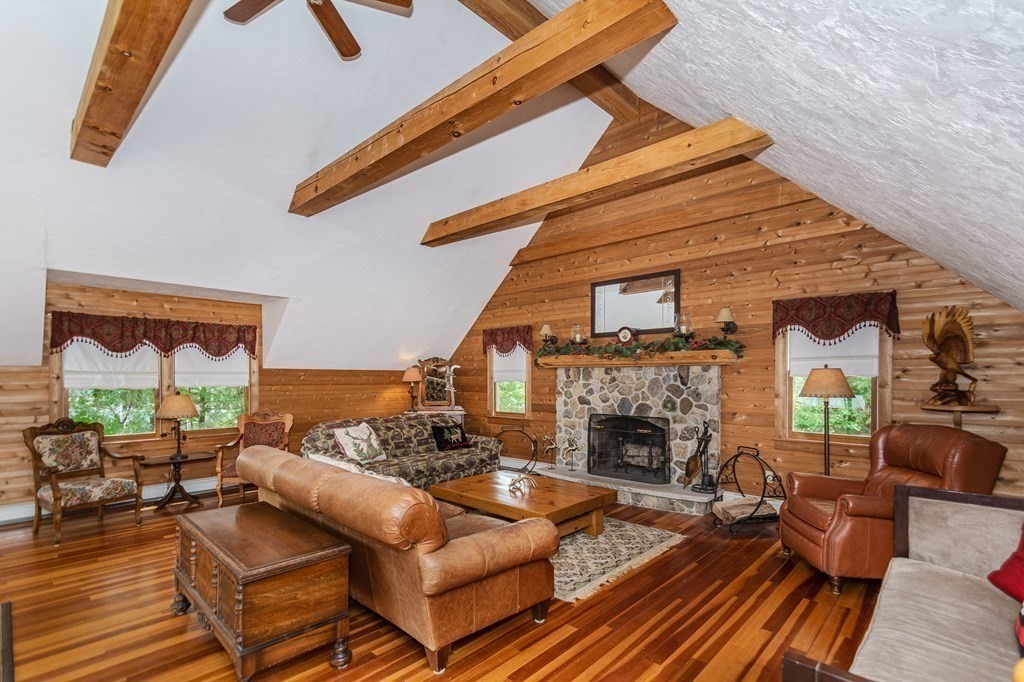 5 1/2 Silverbirch Road Billerica, MA 01821 - Photo 4 of 31