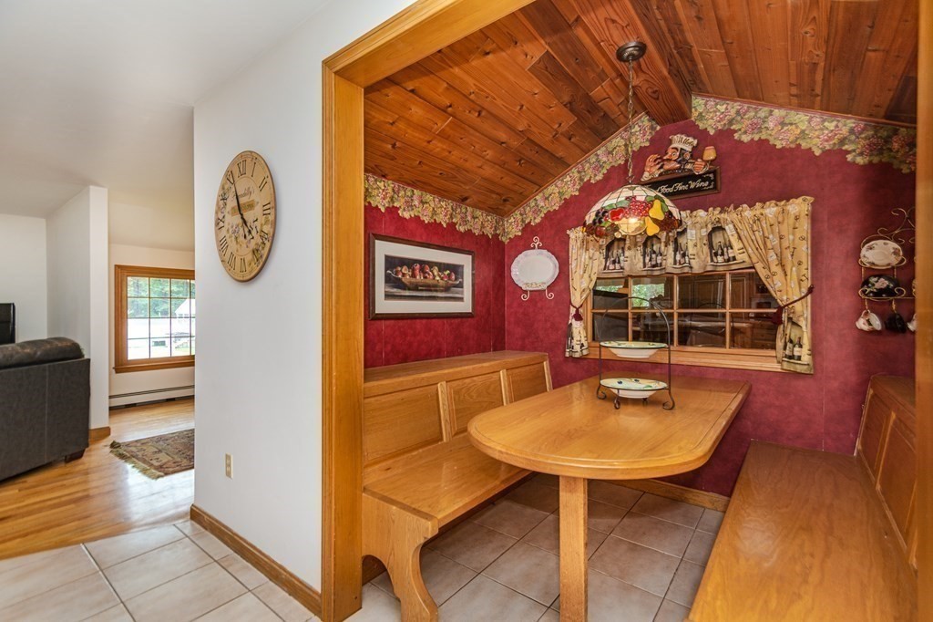 5 1/2 Silverbirch Road Billerica, MA 01821 - Photo 10 of 31