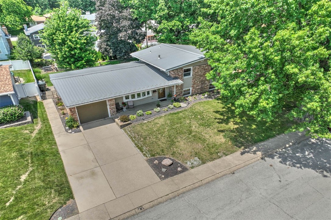 4125 Newcastle Drive Decatur, IL 62526 - Photo 2 of 31 Gallery Image 2