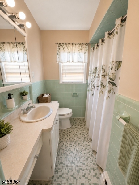 85 Valley Road Clark, NJ 07066 - Photo 6 of 10 Gallery Image 6