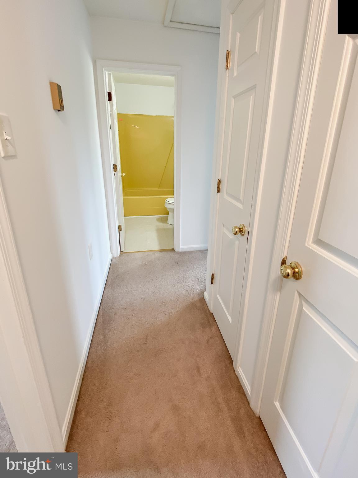 203 Brunswick Road Stephens City, VA 22655 - Photo 10 of 12 Upper level Hallway