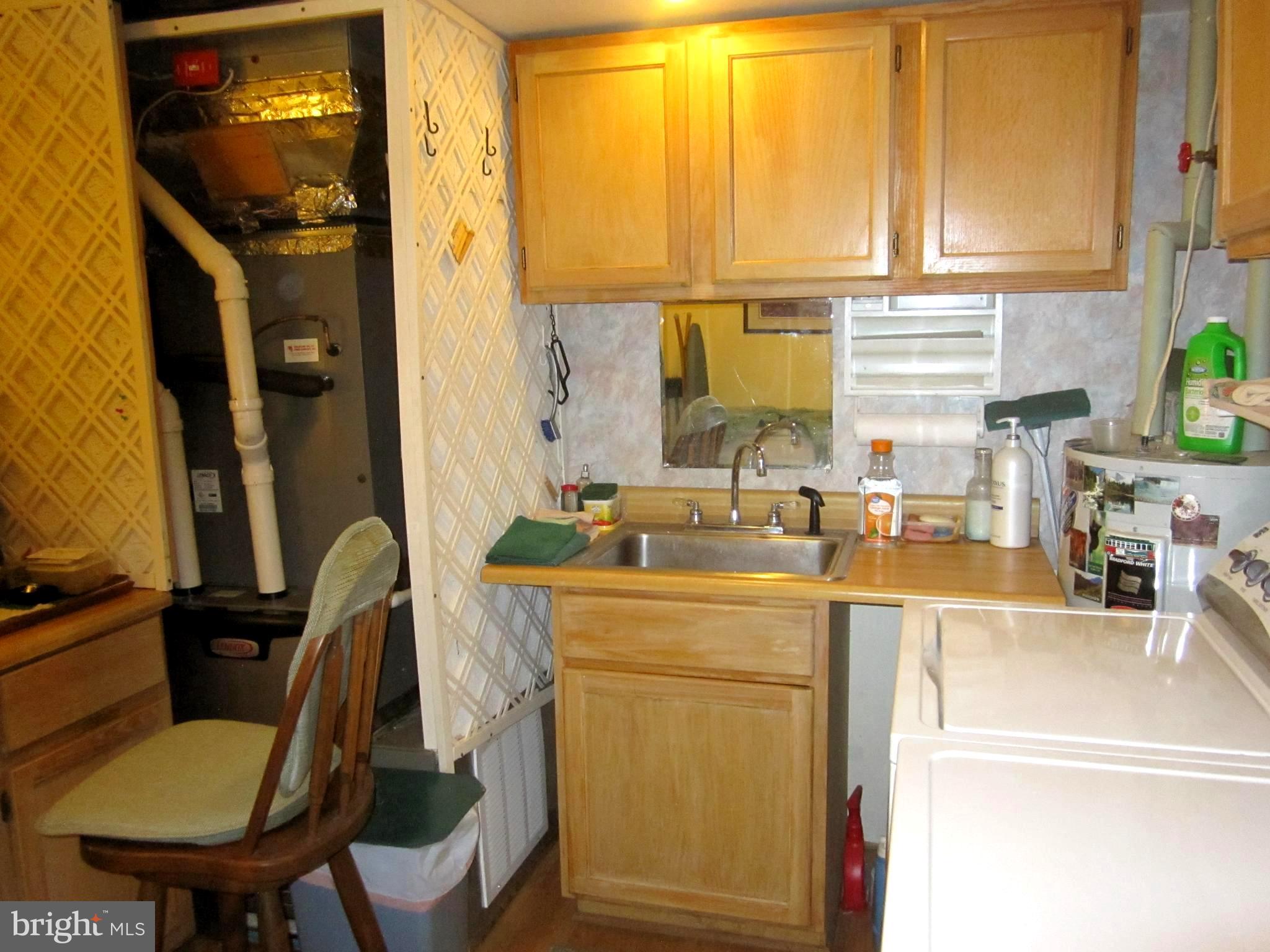 116 Susan Road Basye, VA 22842 - Photo 40 of 52 Laundry