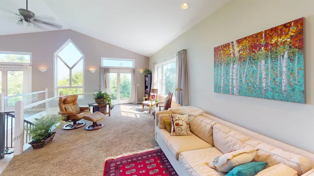 $585,000 | 908 East Skyline Parkway, Duluth, MN 55805