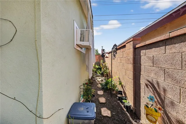 $1,950 | 6808 San Alto Way, Buena Park, CA 90620