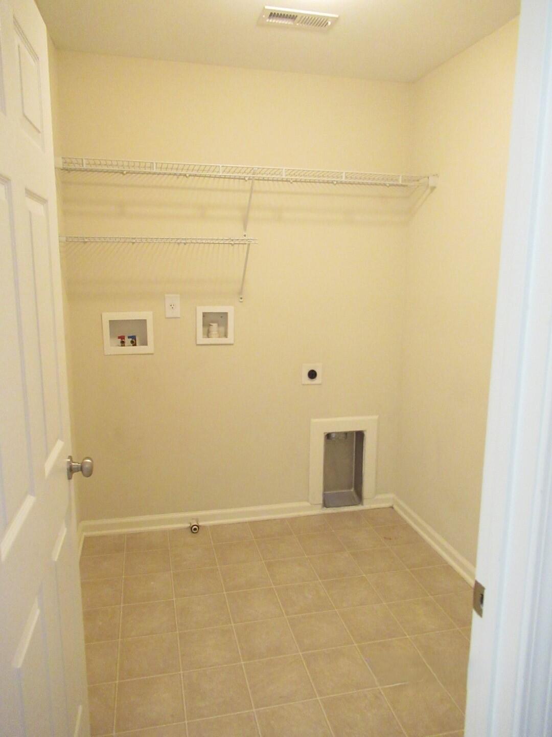 1666 Ruger Drive Sumter, SC 29150 - Photo 25 of 27 Laundry