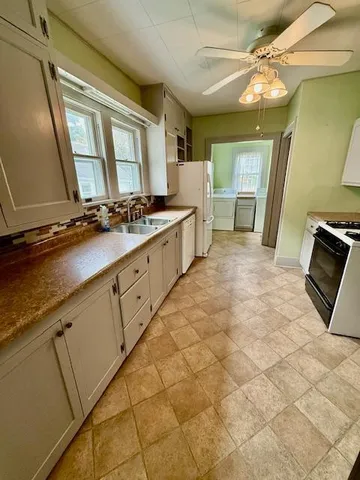 $189,900 | 105 South Oak Street, Mabel, MN 55954