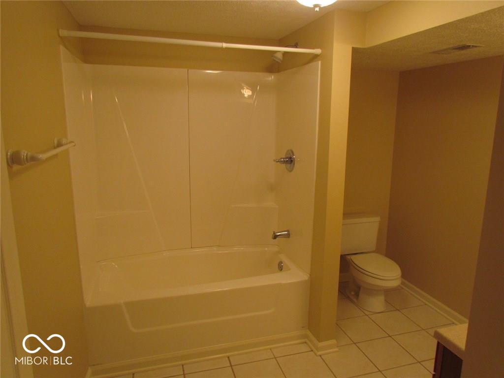 411 Mari Way Carmel, IN 46032 - Photo 24 of 32