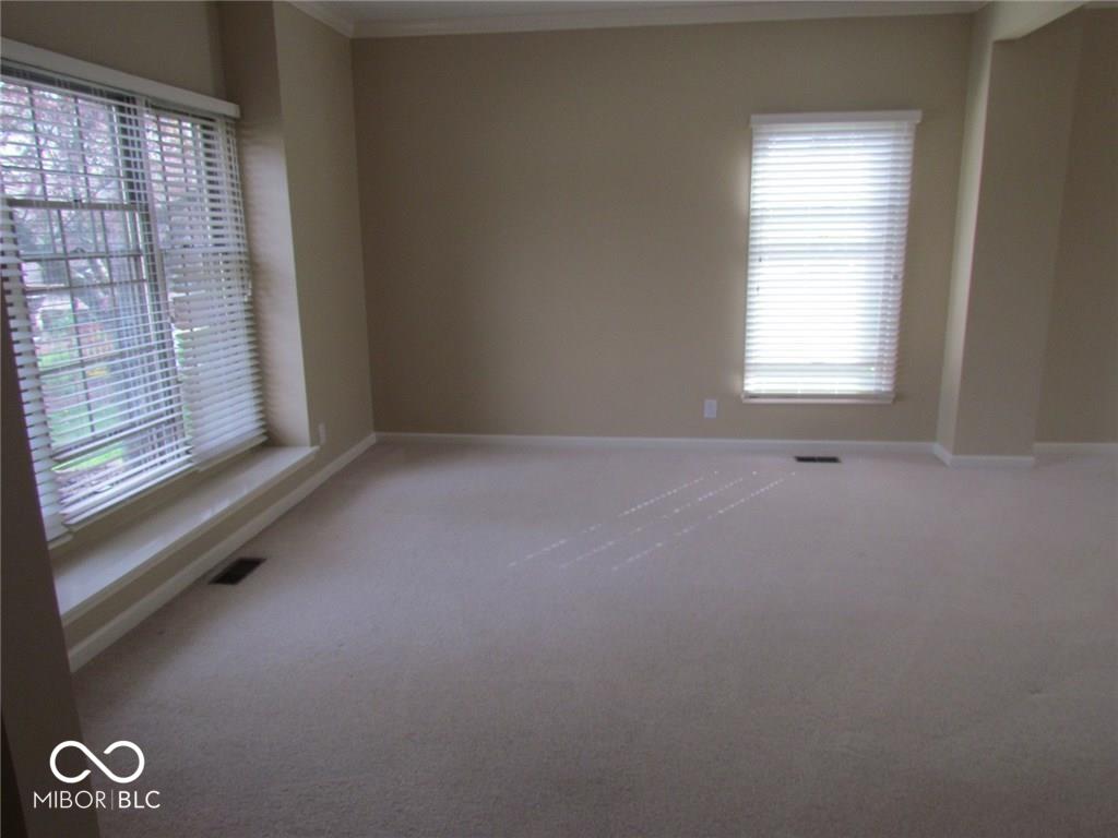 411 Mari Way Carmel, IN 46032 - Photo 6 of 32