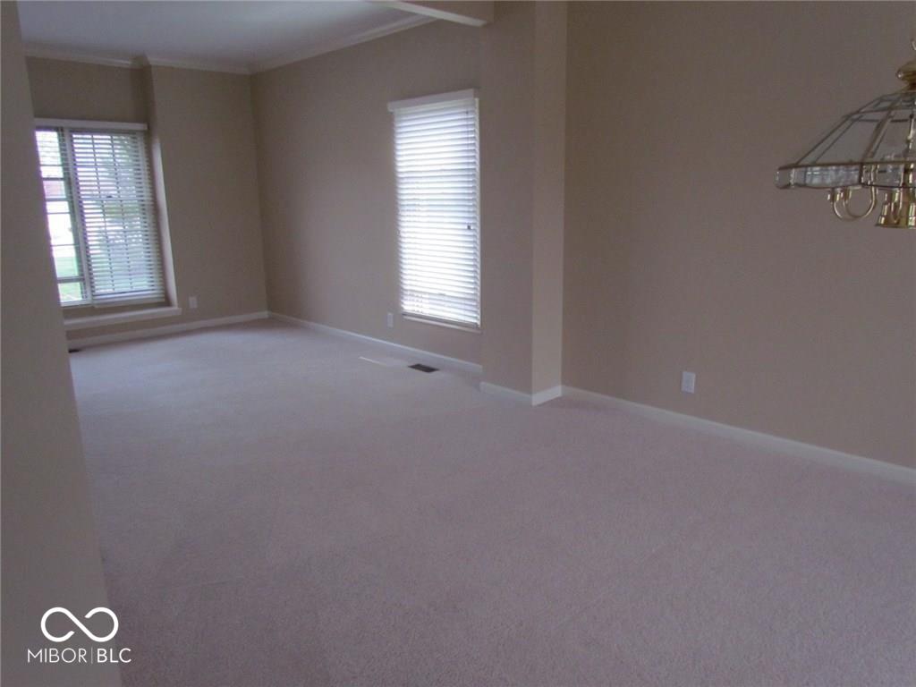 411 Mari Way Carmel, IN 46032 - Photo 9 of 32