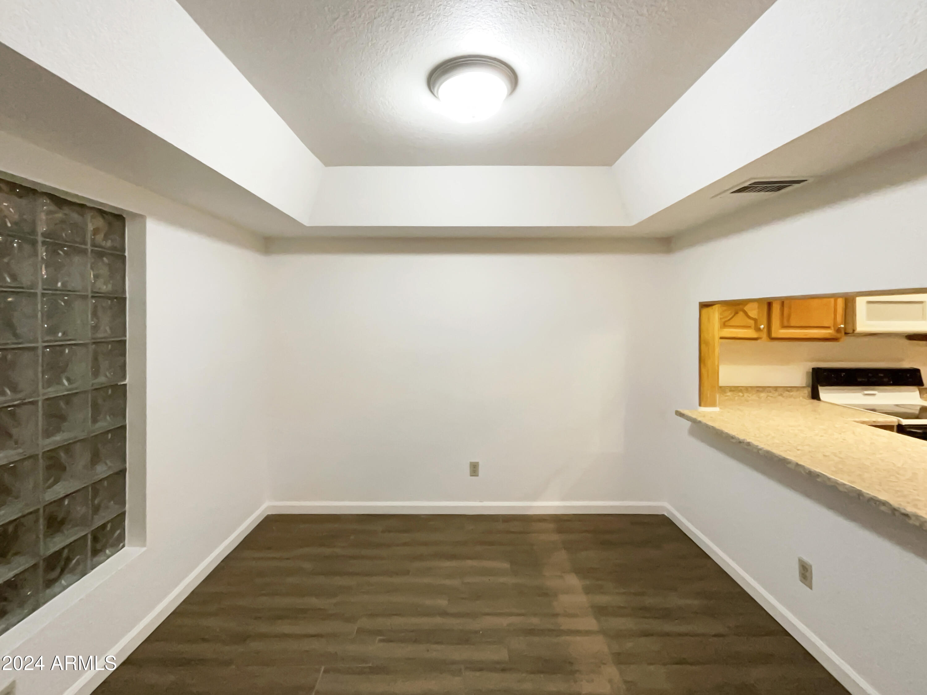 214 East Ruth Avenue, Unit 112 Phoenix, AZ 85020 - Photo 11 of 19 listing_10