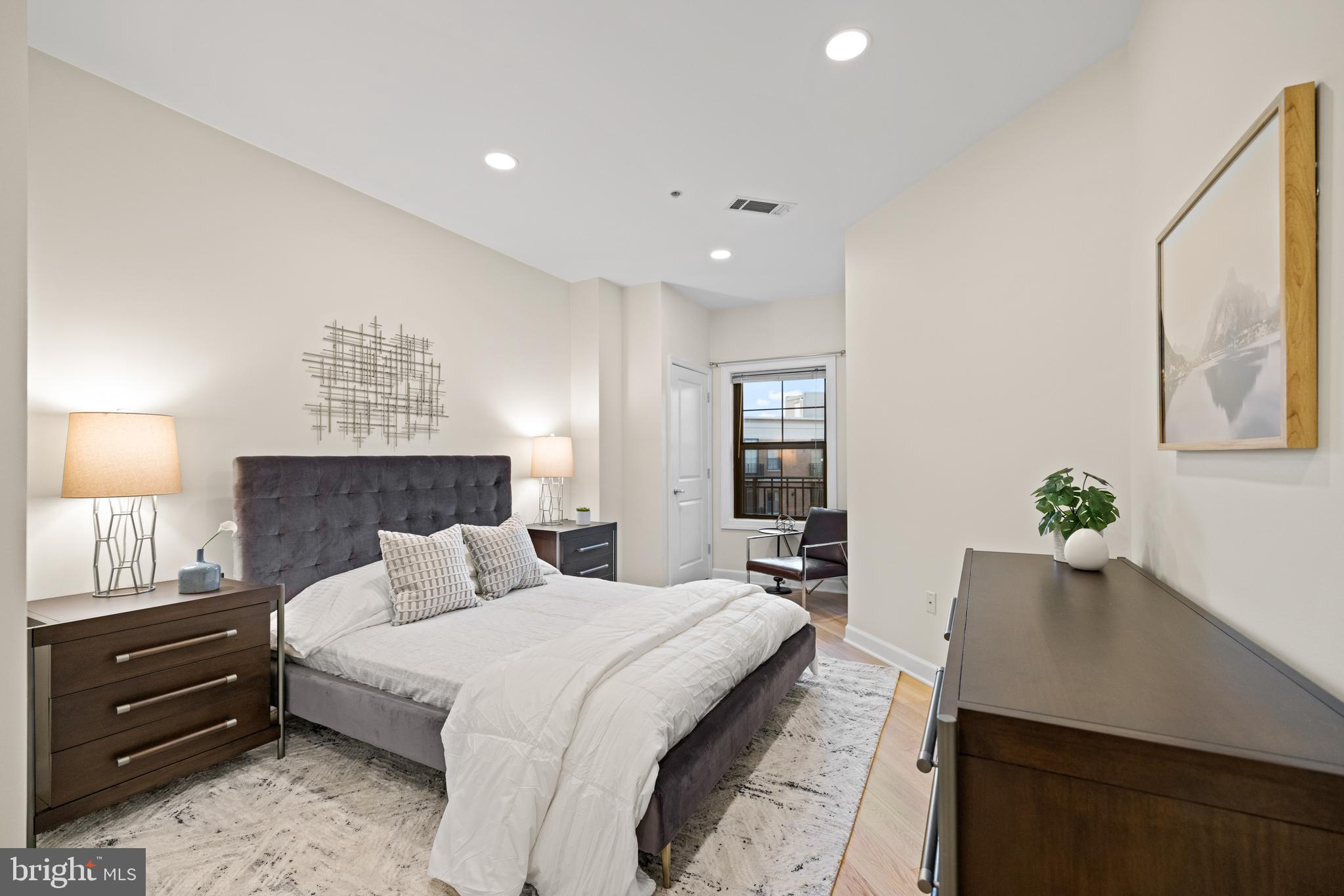 1111 25th Street Northwest, Unit 908 Washington, DC 20037 - Photo 14 of 33