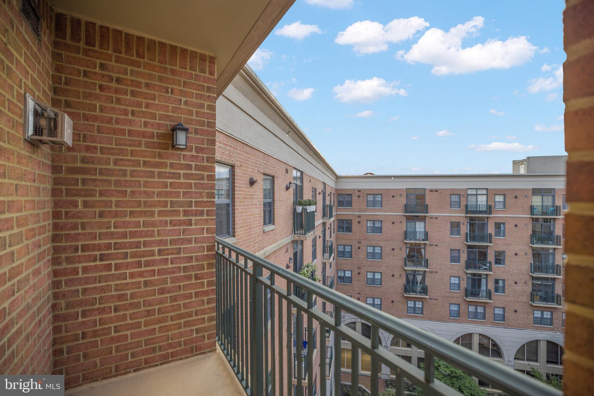 1111 25th Street Northwest, Unit 908 Washington, DC 20037 - Photo 18 of 33