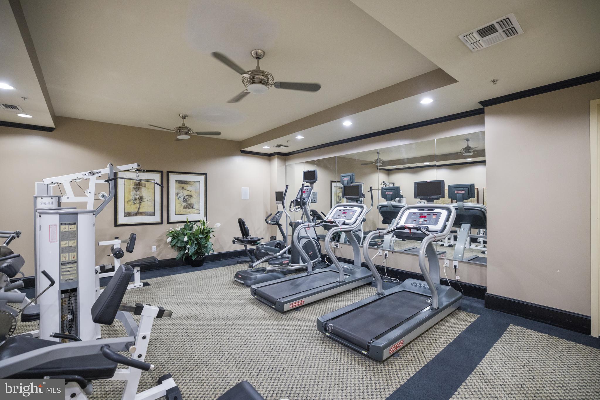 1111 25th Street Northwest, Unit 908 Washington, DC 20037 - Photo 30 of 33