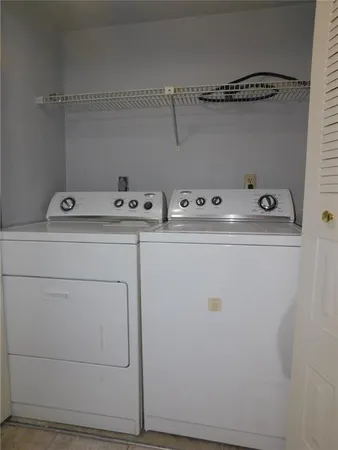 $1,325 | 4385 Southwest 20th Lane, Gainesville, FL 32607