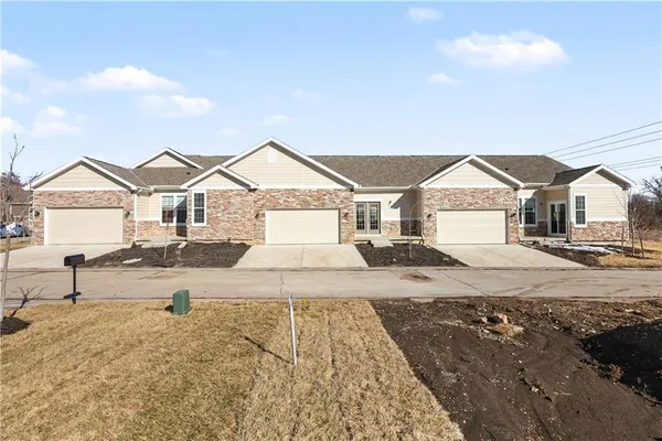 $475,000 | 16166 Fontana Street, Stilwell, KS 66085