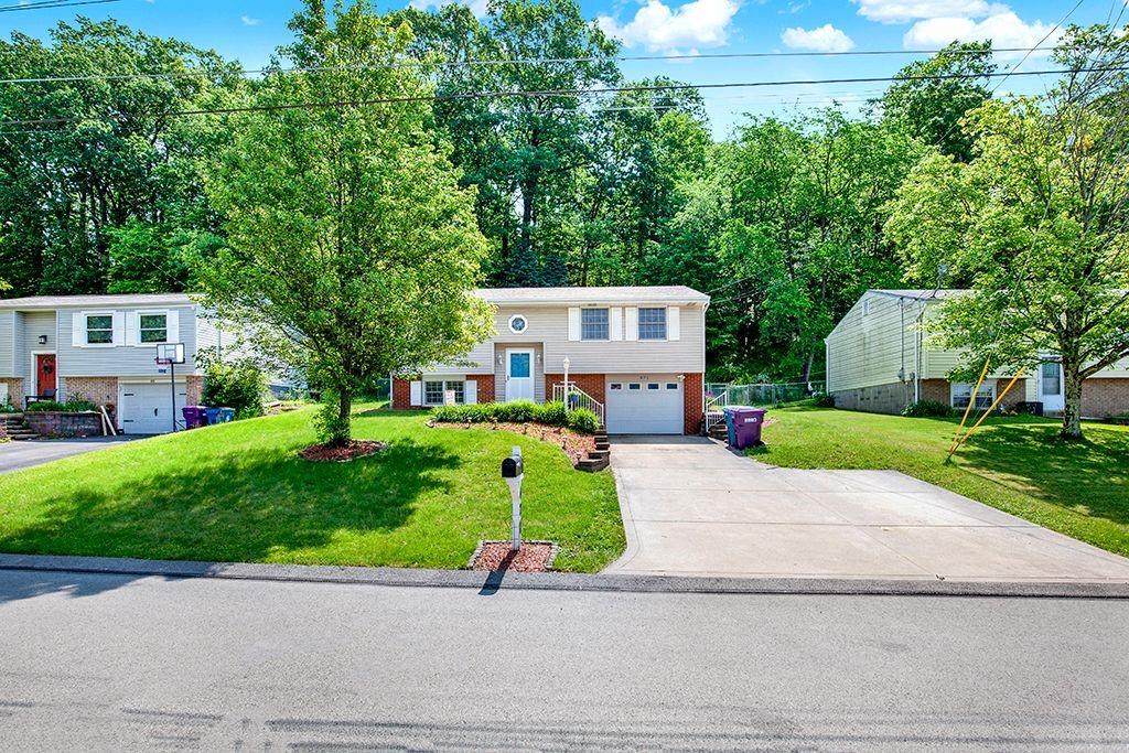471 Tivoli Road Pittsburgh, PA 15239 - Photo 2 of 25 Gallery Image 2