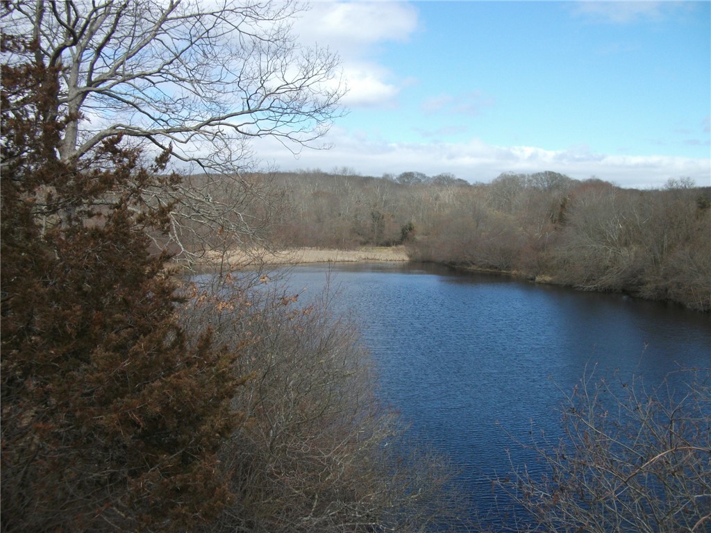 536 Highland Road Tiverton, RI 02878 - Photo 7 of 8