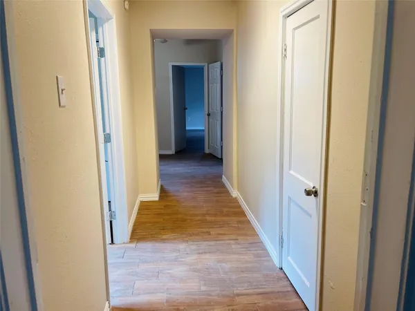 $1,800 | 2422 Eagle Street, Houston, TX 77004