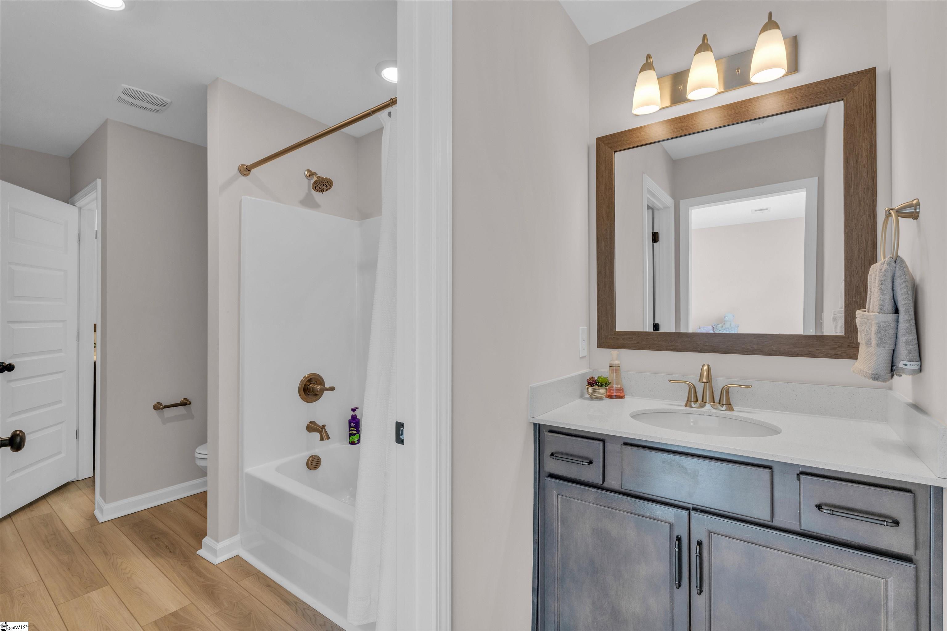 85 Tyrian Drive Greenville, SC 29607 - Photo 3 of 36