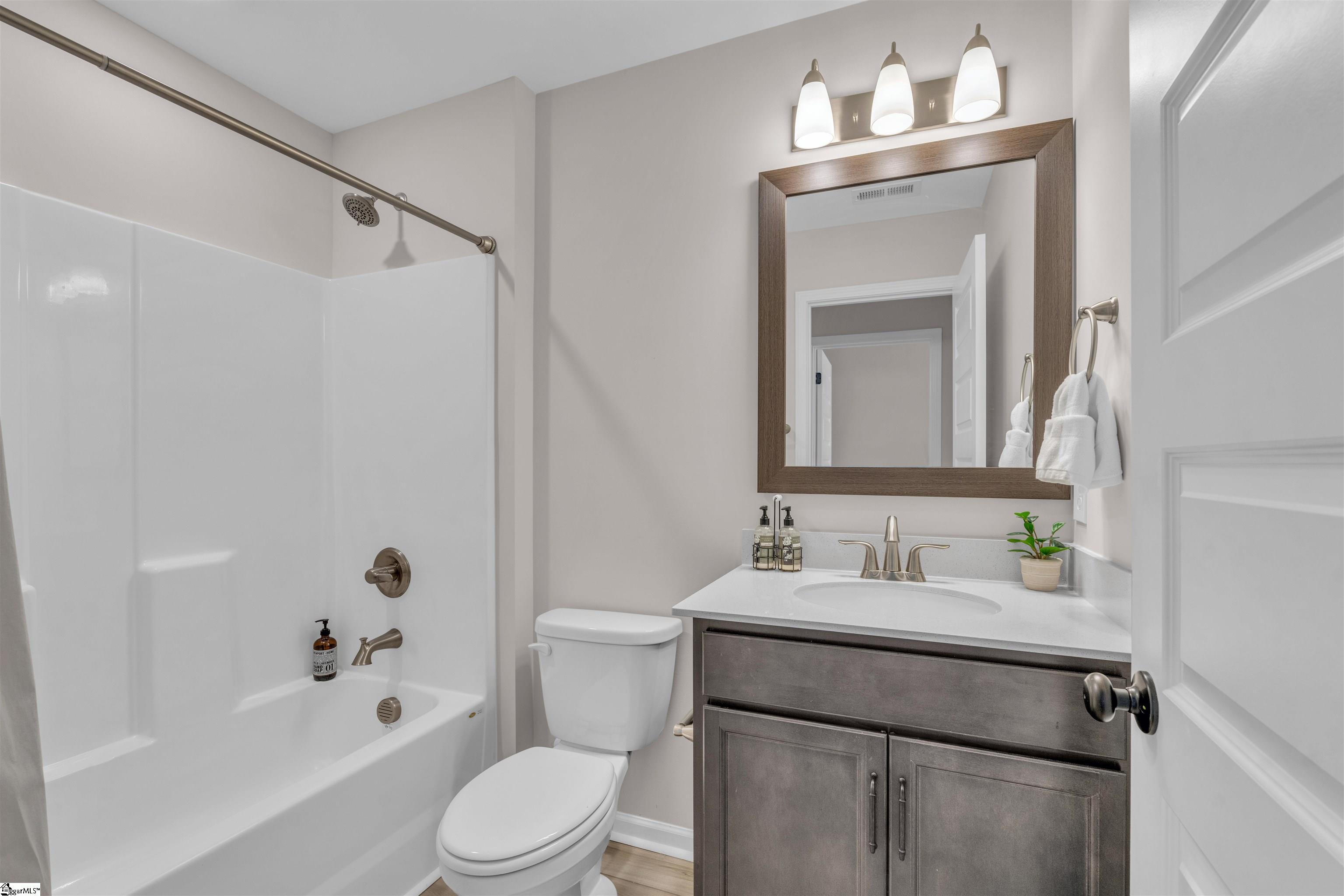 85 Tyrian Drive Greenville, SC 29607 - Photo 8 of 36