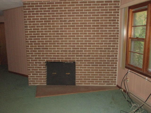 172 Hilltop Road Spring City, TN 37381 - Photo 3 of 18 IMG_7880
