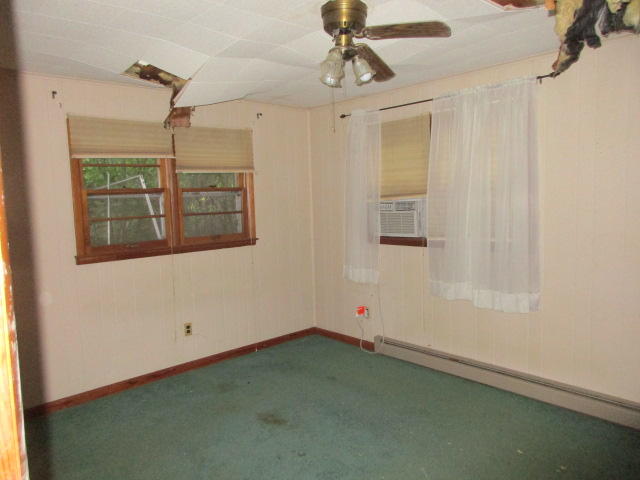 172 Hilltop Road Spring City, TN 37381 - Photo 9 of 18 IMG_7886