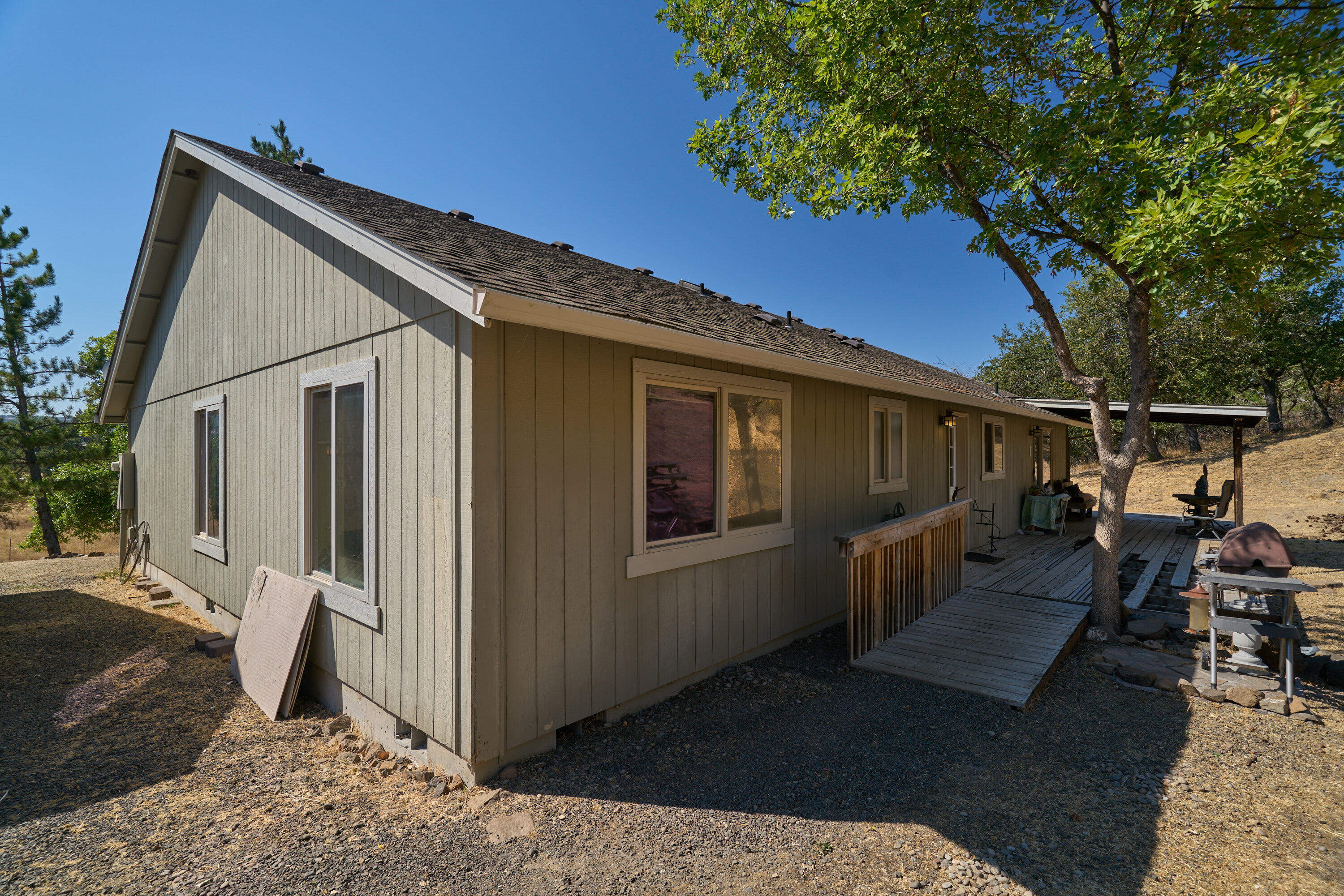 7505 Torrey Pines Terrace Eagle Point, OR 97524 - Photo 28 of 47 7505 Torrey Pines Terrace-26
