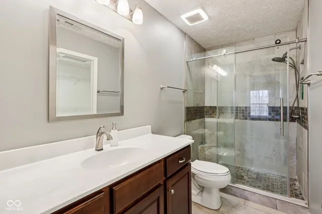 $369,900 | 5556 Jutland Drive, Plainfield, IN 46168