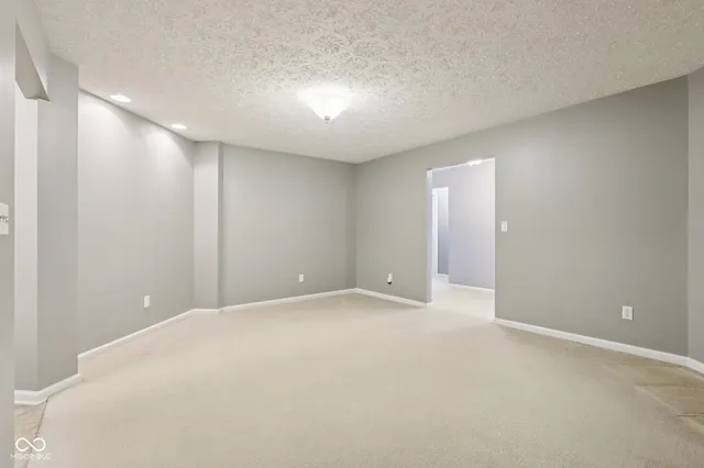 $369,900 | 5556 Jutland Drive, Plainfield, IN 46168