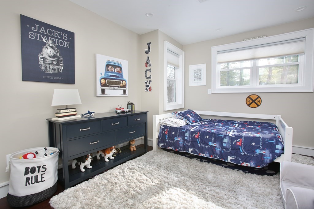 1 Pine Grove Road Medfield, MA 02052 - Photo 24 of 40