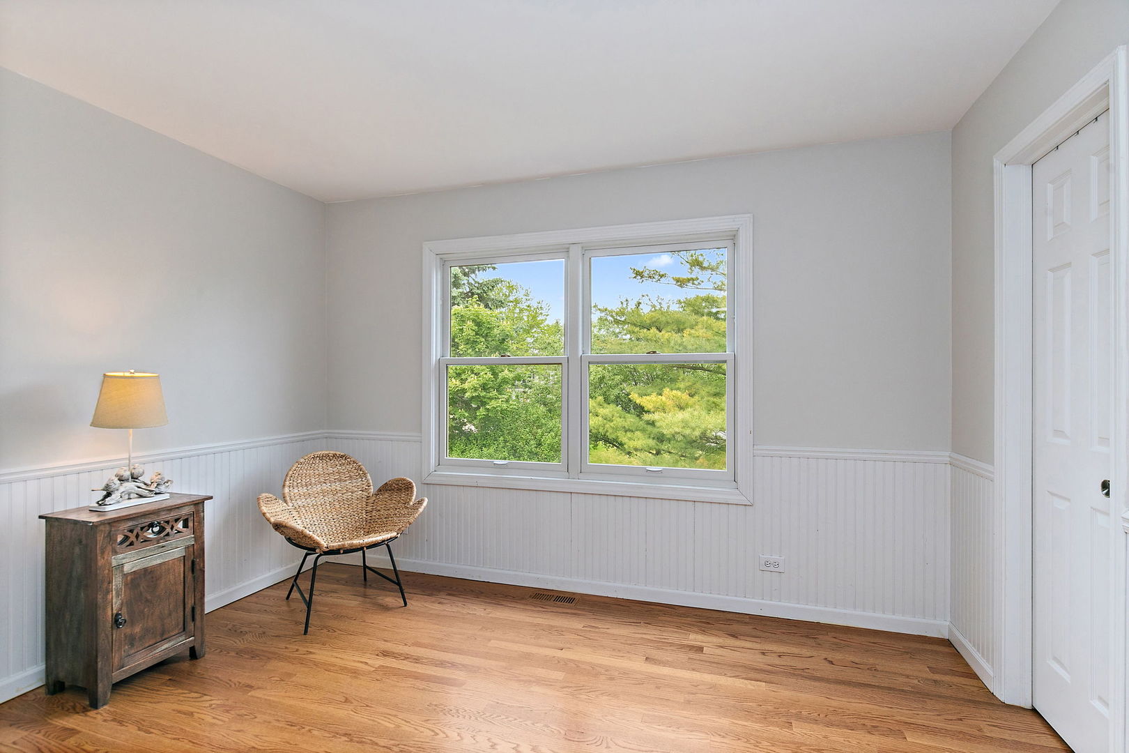 112 Thompson Boulevard Buffalo Grove, IL 60089 - Photo 21 of 34 a view of a workspace with furniture and a window