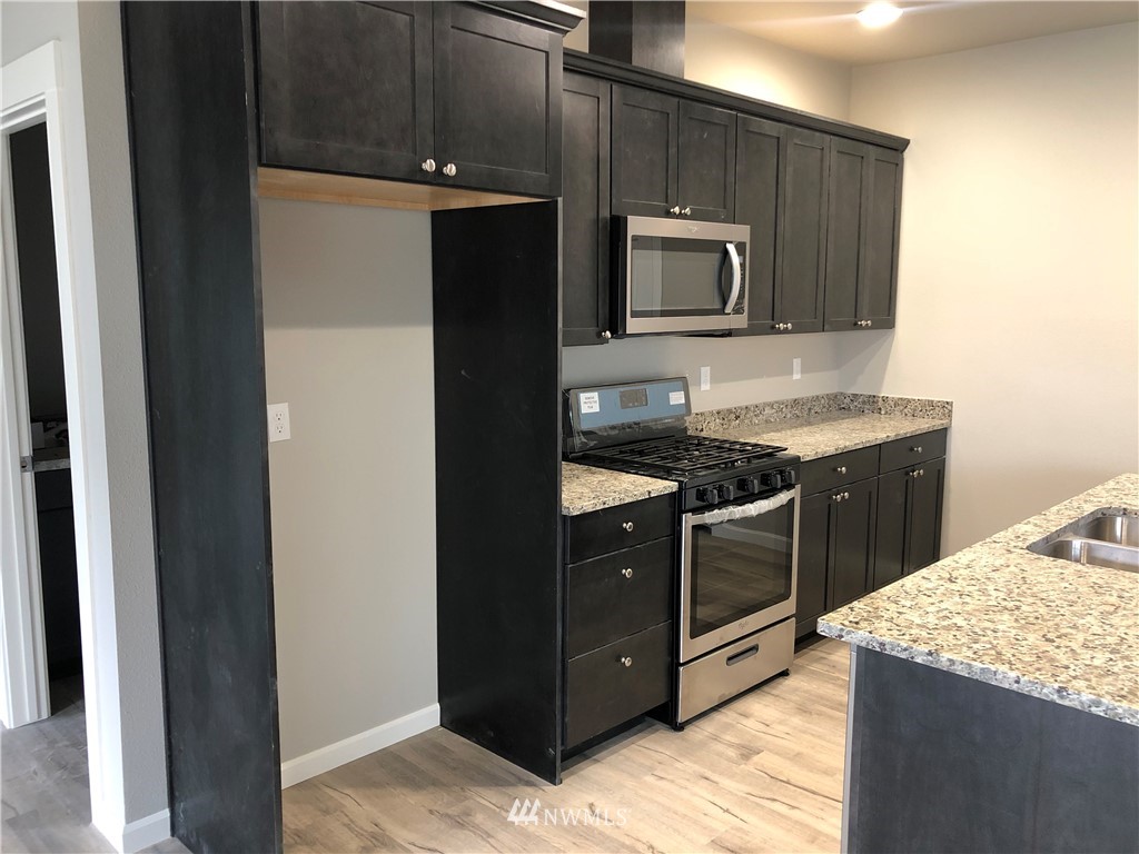 1480 West Goodlander Road Selah, WA 98942 - Photo 4 of 7