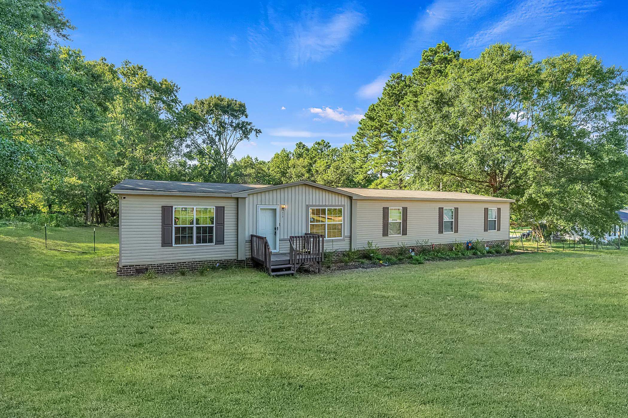 840 Miller Road Woodruff, SC 29388 - Photo 2 of 43