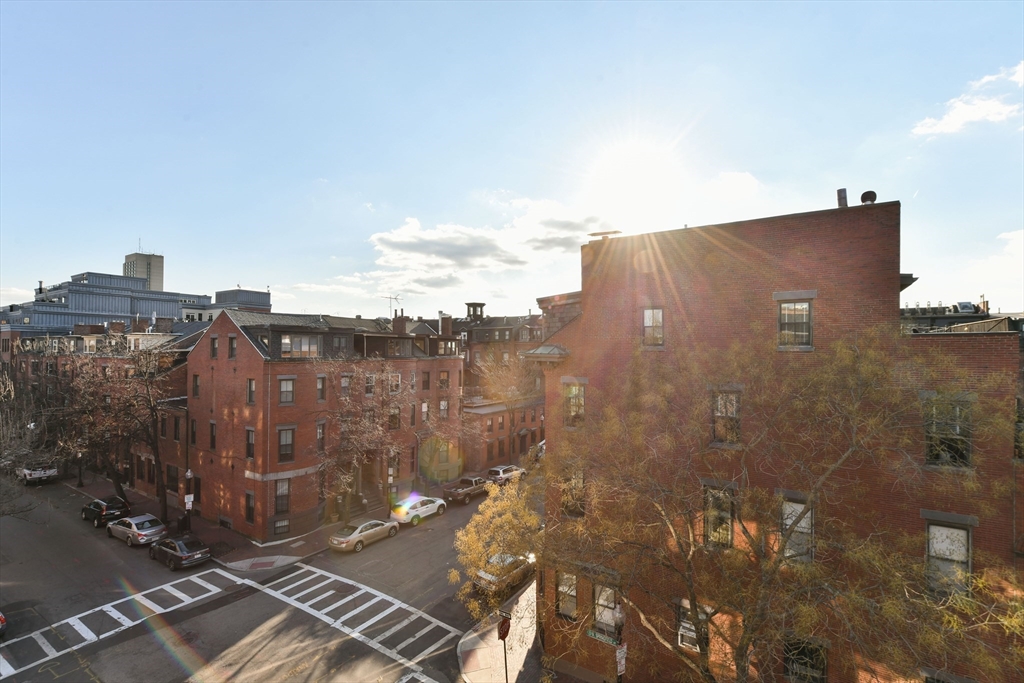 101 West Springfield Street, Unit 4 Boston, MA 02118 - Photo 10 of 13
