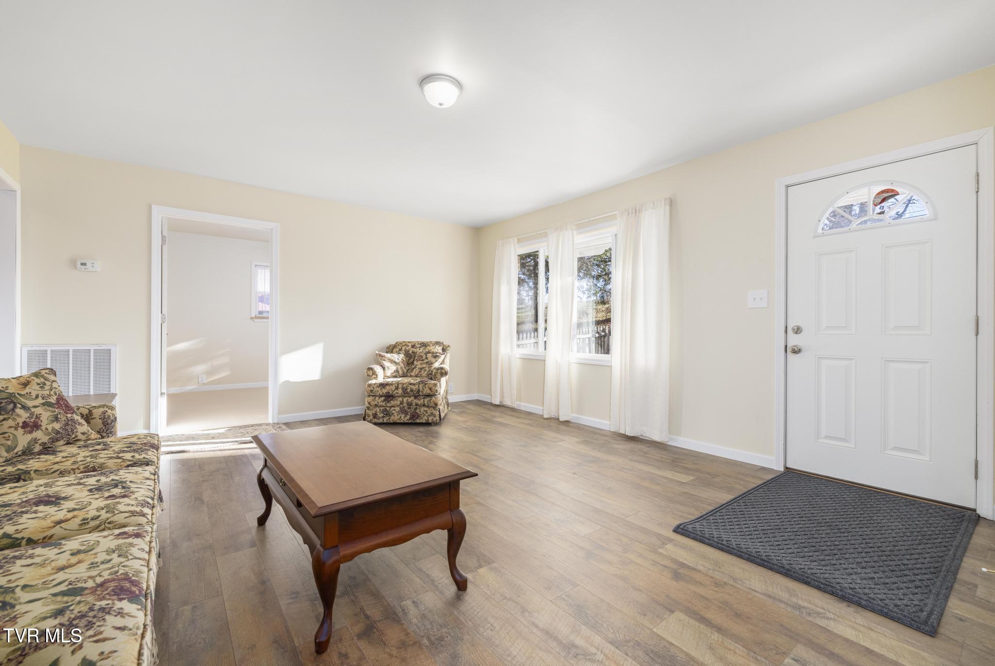 3086 Old State Rte 34 Limestone, TN 37681 - Photo 11 of 62 IMG_3489