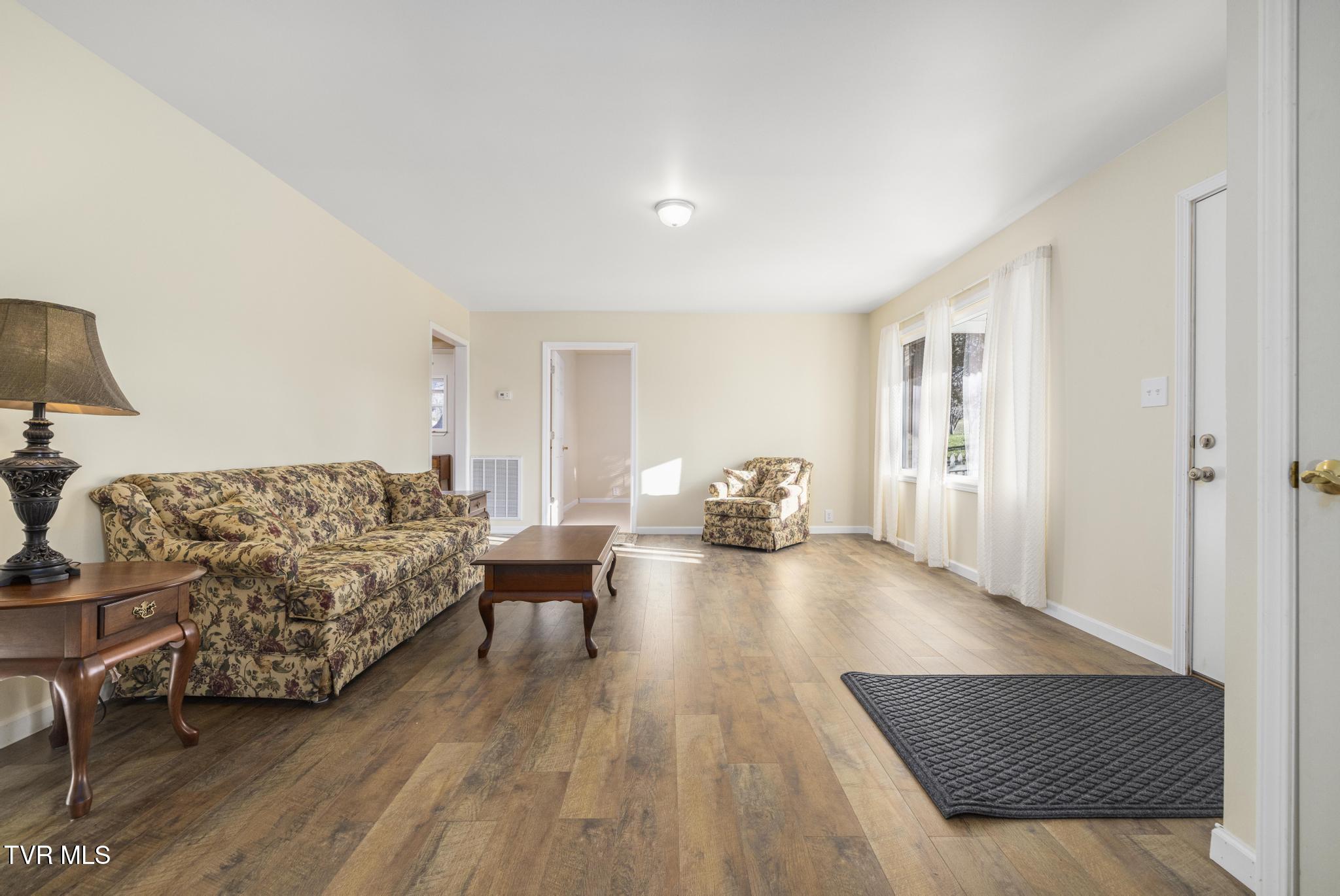 3086 Old State Rte 34 Limestone, TN 37681 - Photo 12 of 62 IMG_3500