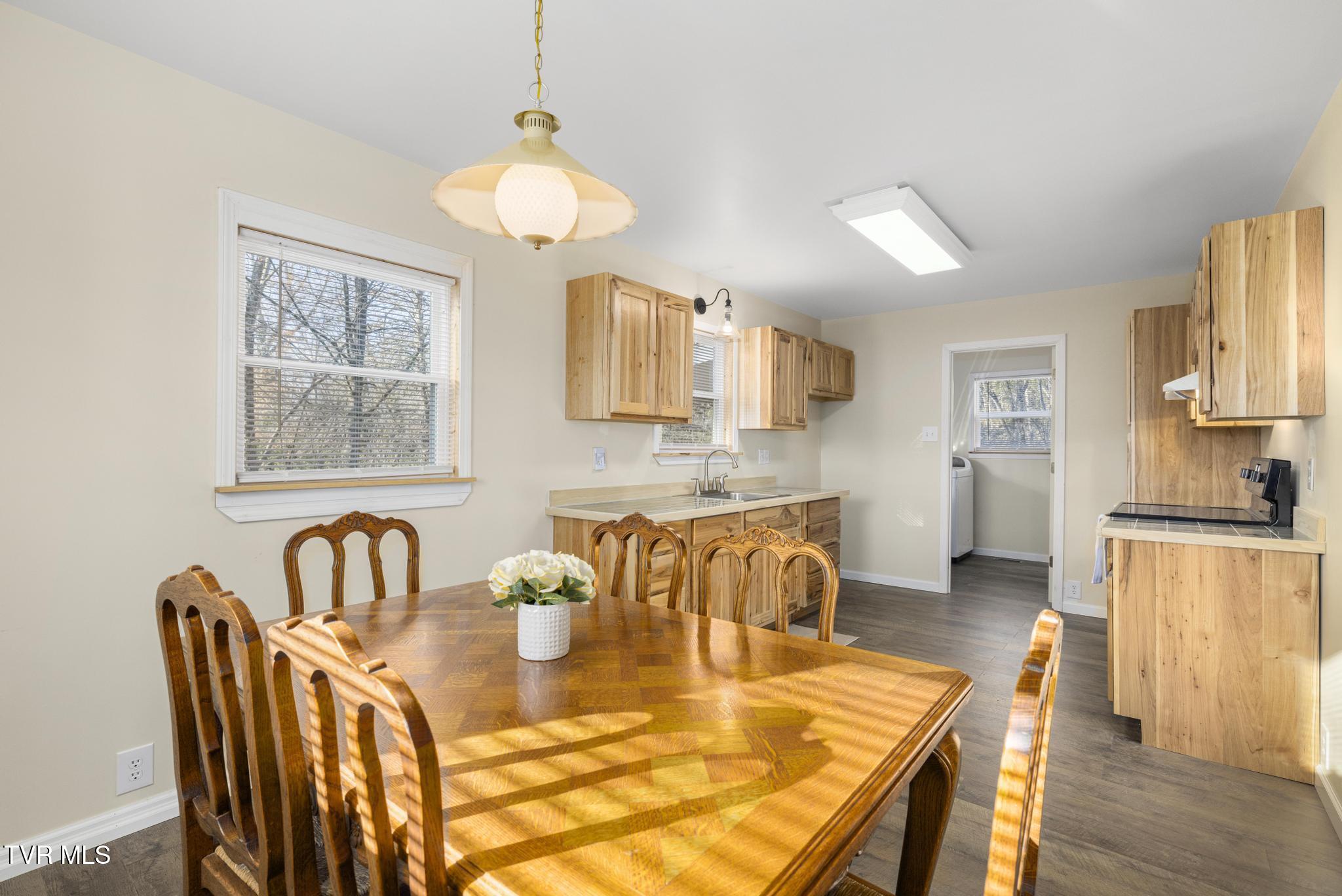 3086 Old State Rte 34 Limestone, TN 37681 - Photo 14 of 62 IMG_3529