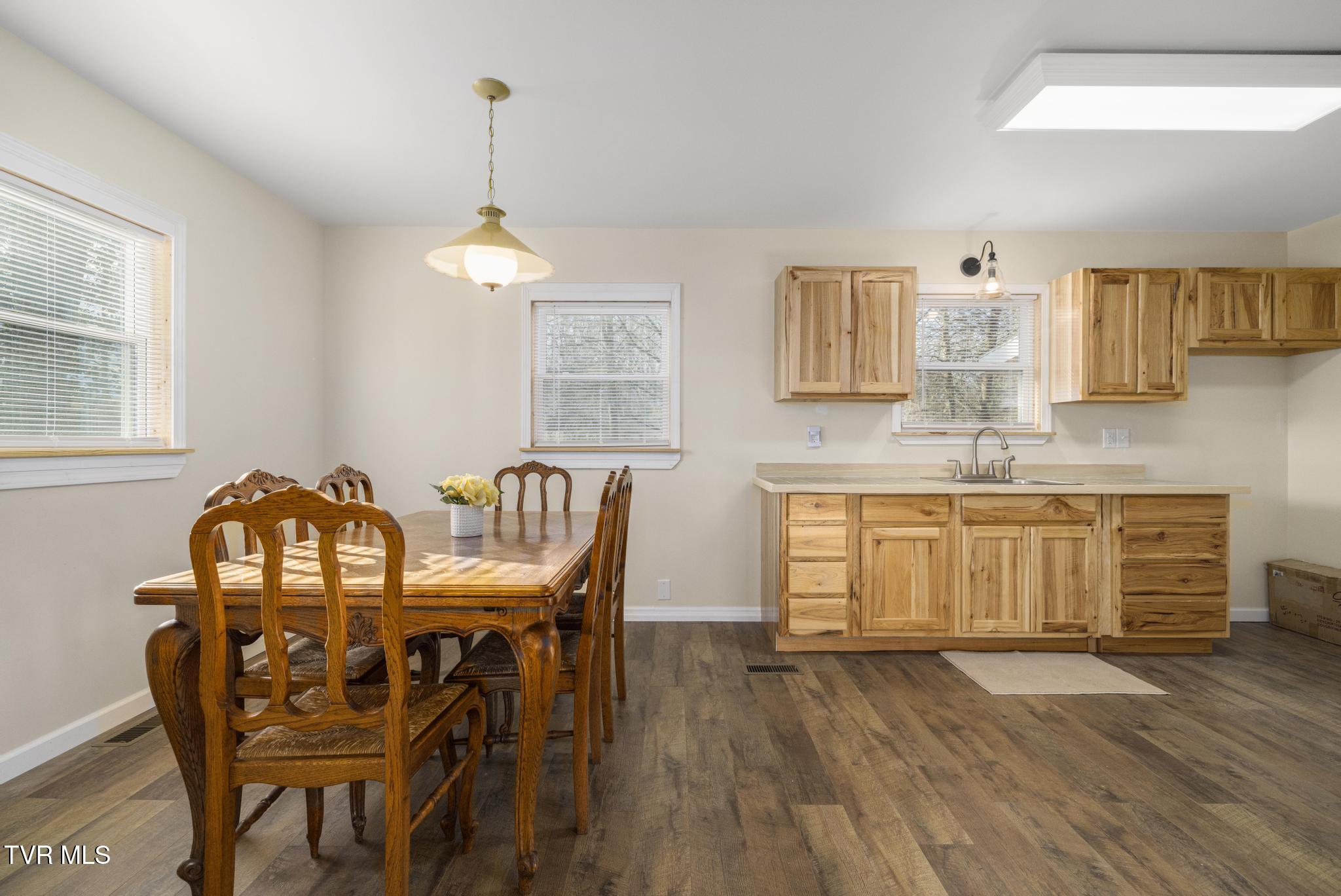 3086 Old State Rte 34 Limestone, TN 37681 - Photo 15 of 62 IMG_3510