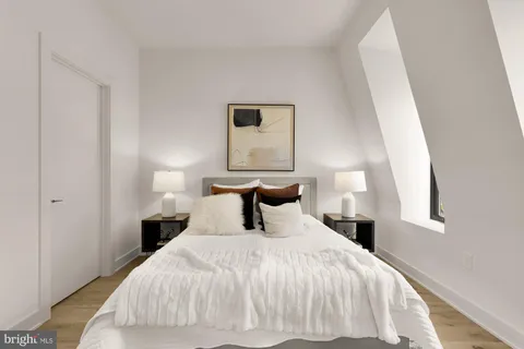 $1,095,000 | 2647 41st Street Northwest, Unit 4, Washington, DC 20007