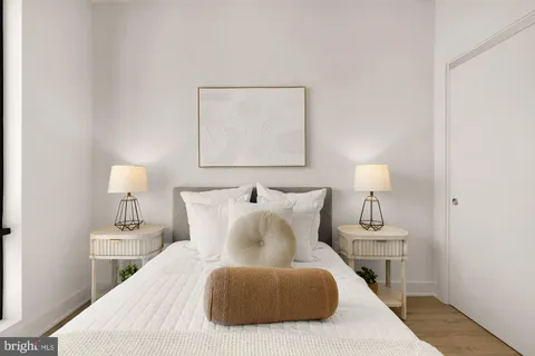 $1,095,000 | 2647 41st Street Northwest, Unit 4, Washington, DC 20007