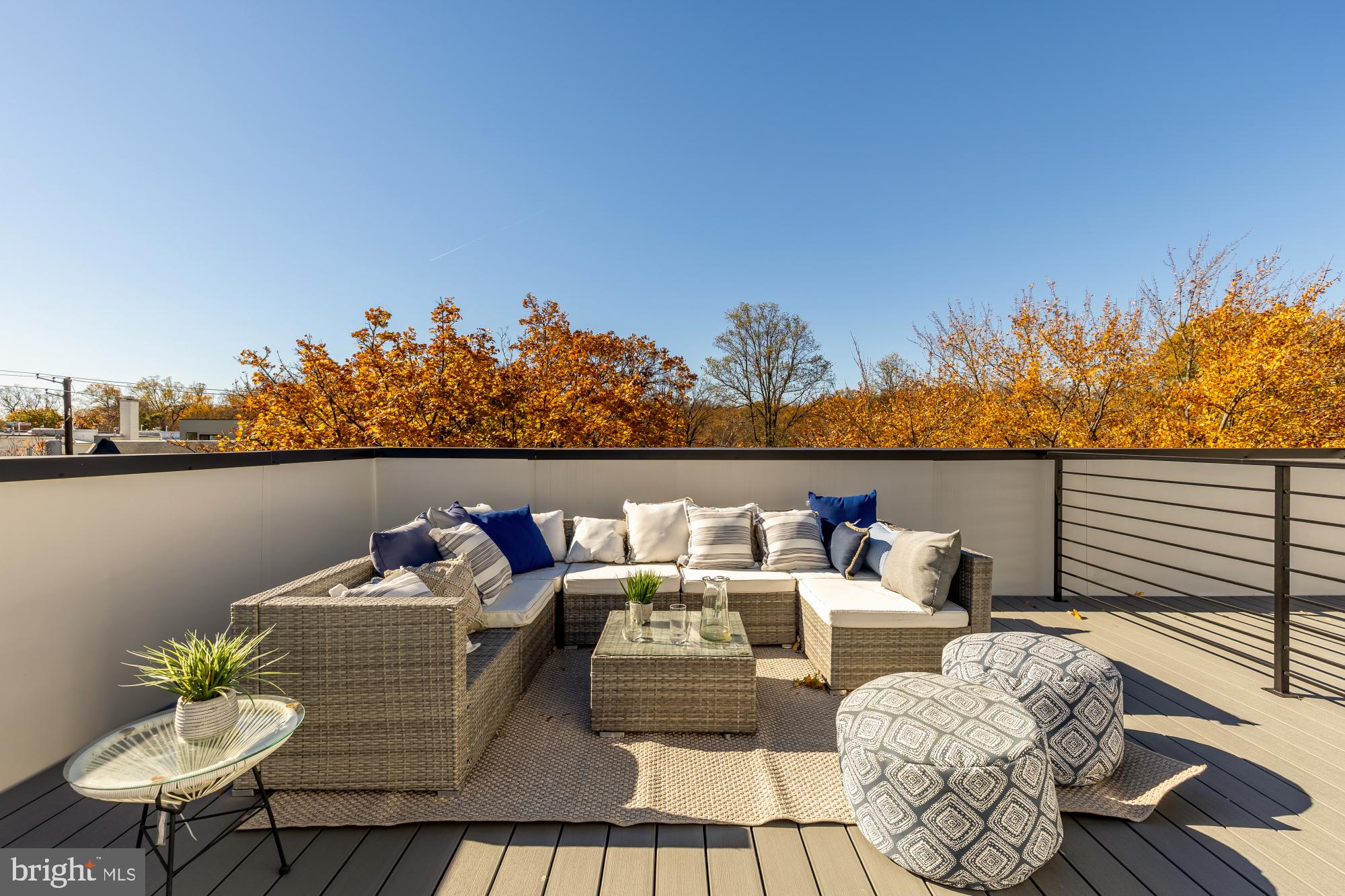 2647 41st Street Northwest, Unit 4 Washington, DC 20007 - Photo 30 of 35 Sitting area