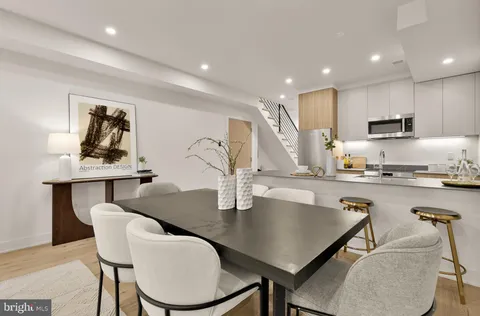 $1,095,000 | 2647 41st Street Northwest, Unit 4, Washington, DC 20007