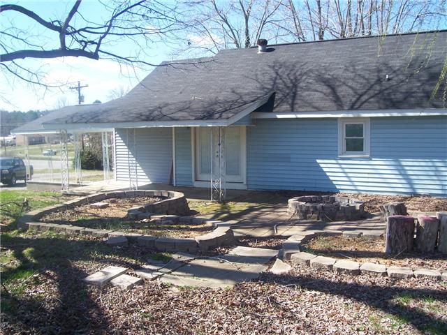 424 Bold Springs Road McEwen, TN 37101 - Photo 7 of 18 Gallery Image 7