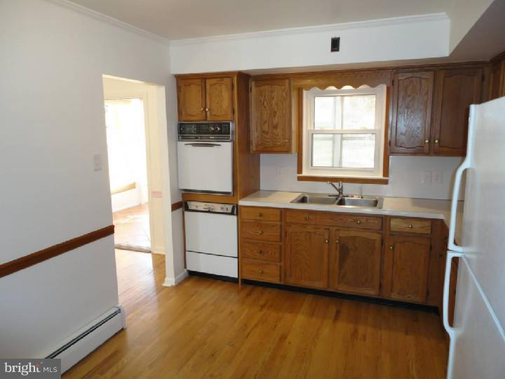 5 Pine Road Malvern, PA 19355 - Photo 9 of 21 Kitchen