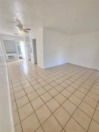 $1,495 | 15 Alhambra Circle, Unit 6, Coral Gables, FL 33134