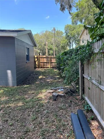 $2,100 | 232 Beverly Boulevard, Brandon, FL 33511