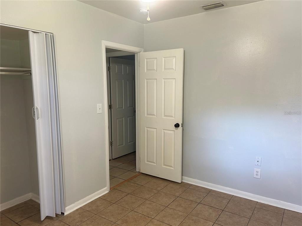 232 Beverly Boulevard Brandon, FL 33511 - Photo 28 of 32 a view of an empty room